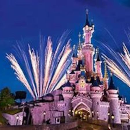 Proche Disney Et Paris - Studio Terrasse Et Parking Prive Montevrain Ngoại thất bức ảnh