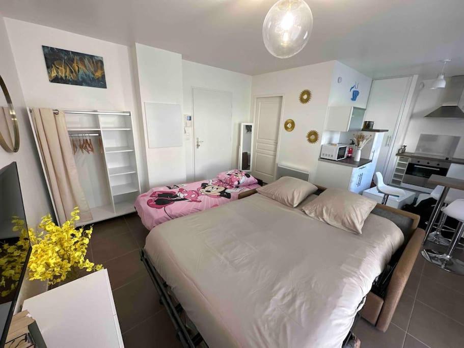 Proche Disney Et Paris - Studio Terrasse Et Parking Prive Montevrain Ngoại thất bức ảnh