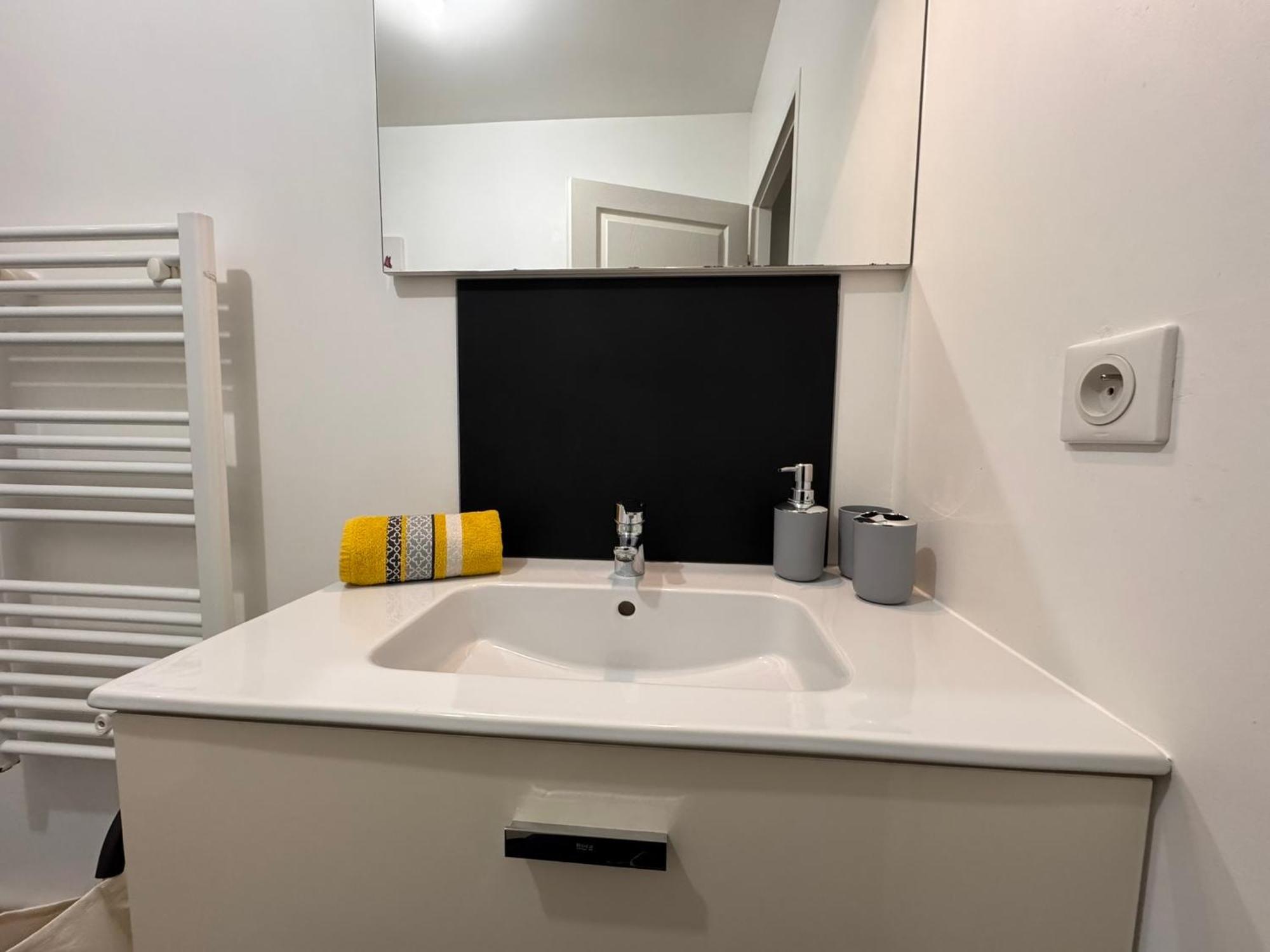 Proche Disney Et Paris - Studio Terrasse Et Parking Prive Montevrain Ngoại thất bức ảnh